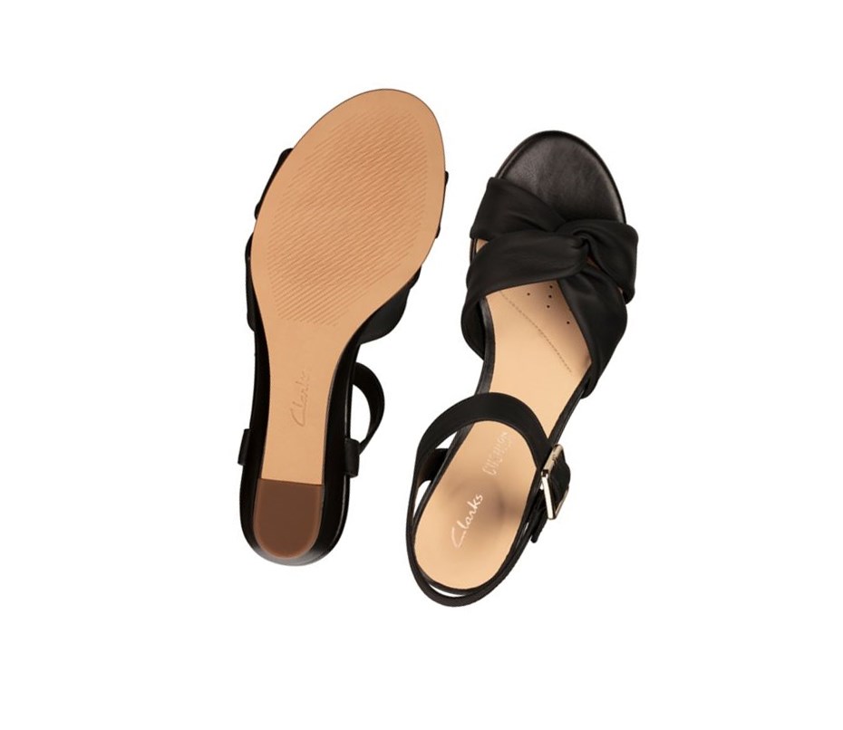 Sandalias Cuña Clarks Sense Correa Cuero Mujer Negras | CKLV-92061